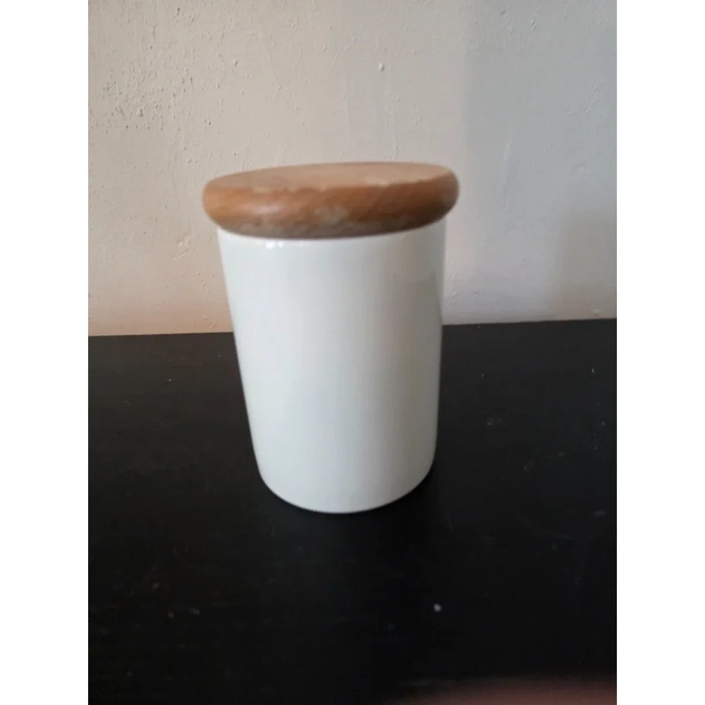 Portmeirion Botanic Garden Canister w/ Lid Cyclamen Repandum 4.5''